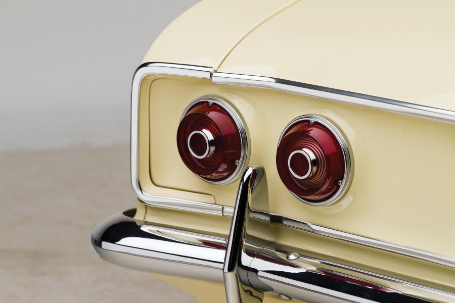 Детали экстерьера Chevrolet Corvair Monza Convertible Coupe 1969 года  (фото 12 из 18)